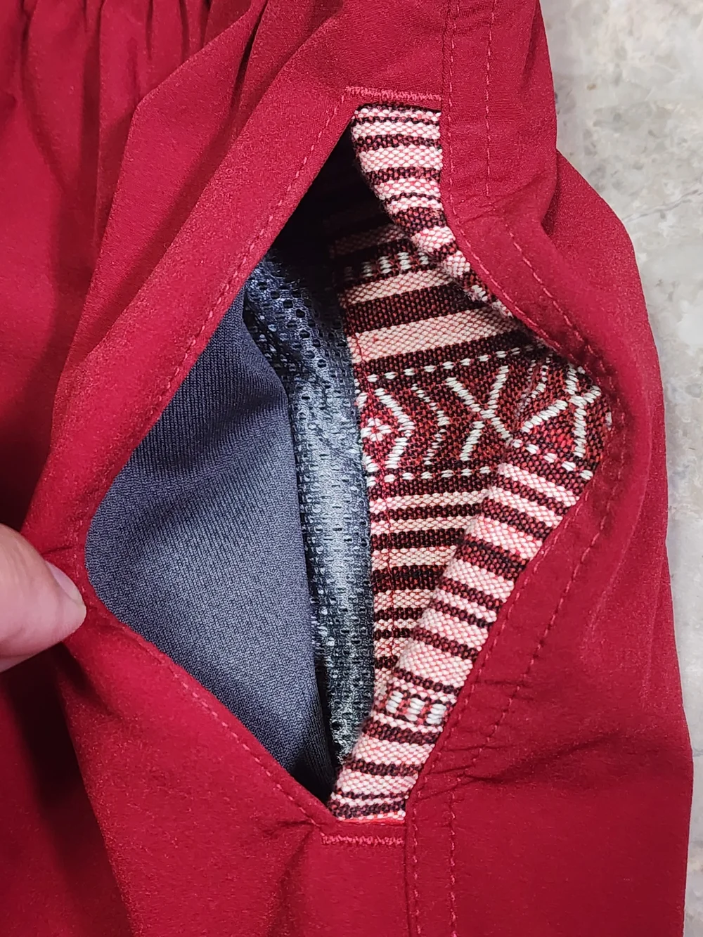Wowie Red Hybrid Shorts Medium